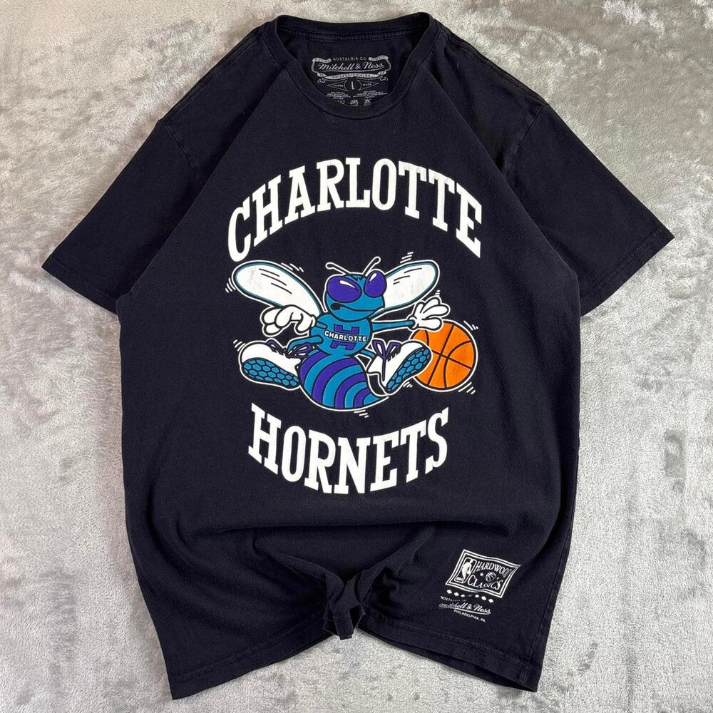 Mitchell & Ness Charlotte Hornets Graphic T Shirt Mens Large NBA Retro